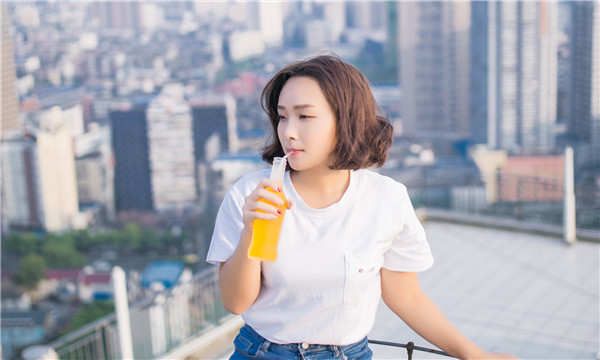二七关于试管代生助孕多少钱的详尽分析与指导